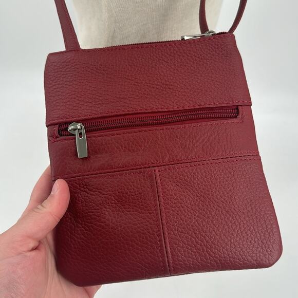 NWOT red leather crossbody bag - Picture 2 of 5